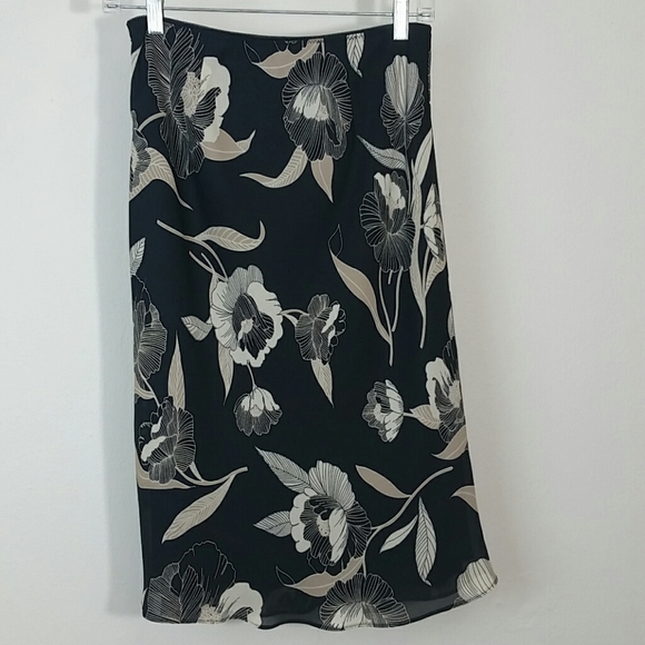 LOFT Dresses & Skirts - Skirt midi black beige tan lined floral print Loft